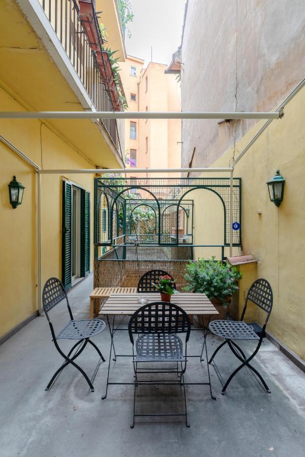 Cozy With Private Garden At Spanishsteps Apartment