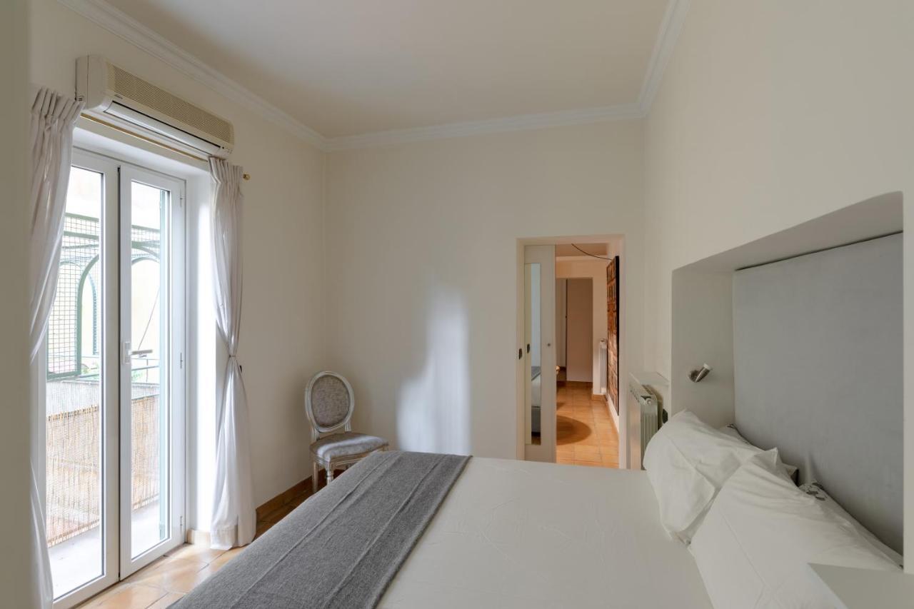 Cozy With Private Garden At Spanishsteps