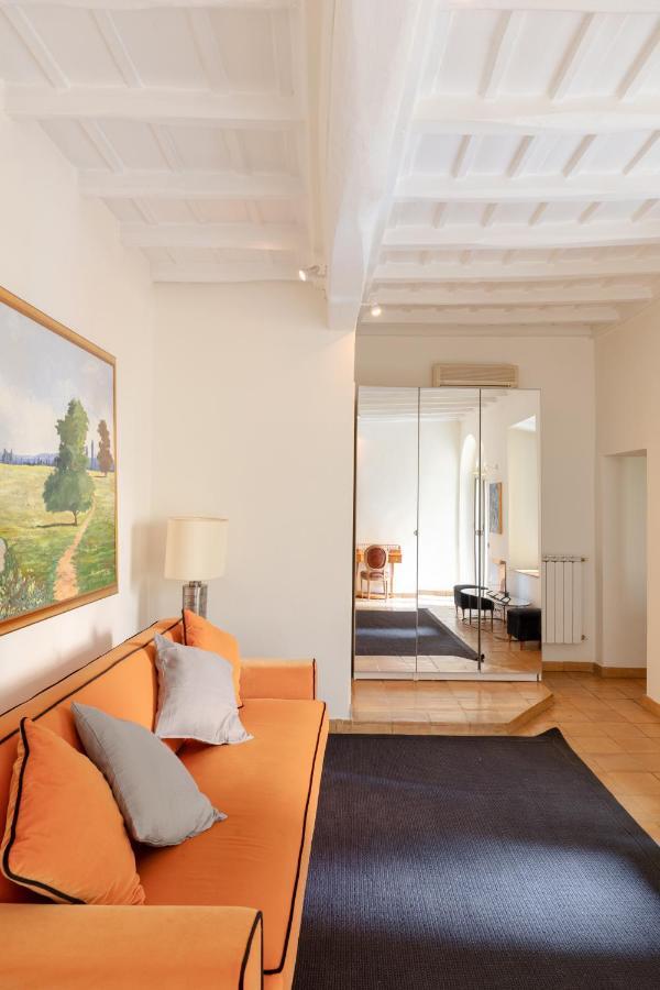 Apartment Cozy With Private Garden At Spanishsteps