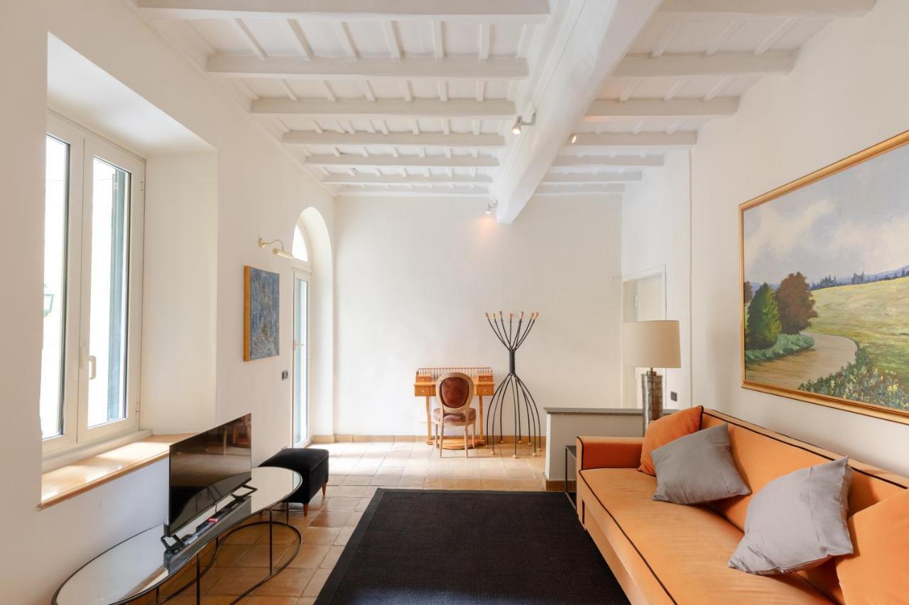 Apartment Cozy With Private Garden At Spanishsteps